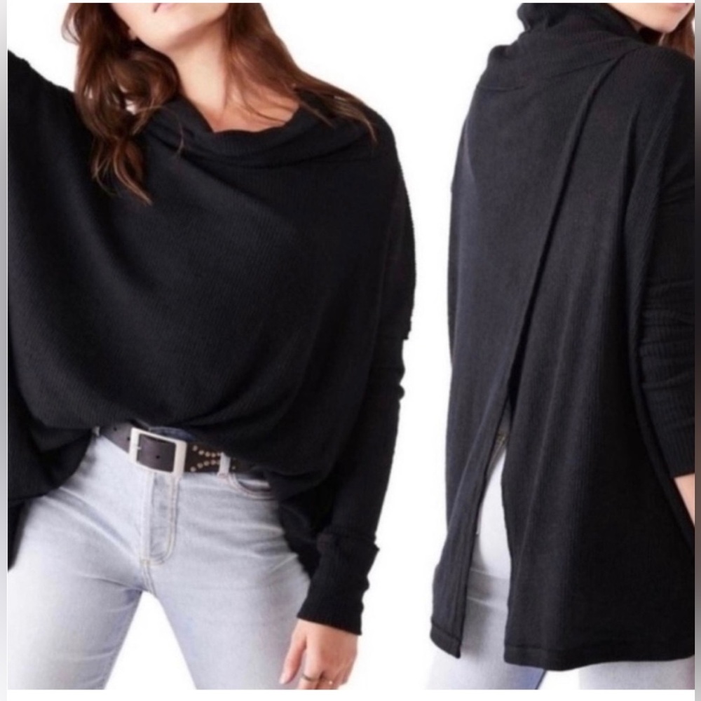 NWT free people Juicy long sleeve in black.